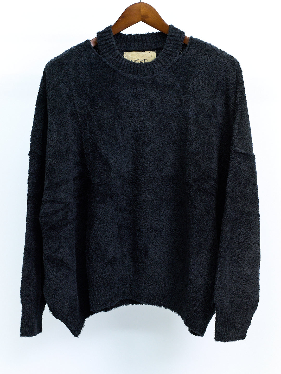 Long-Sleeved Pullover