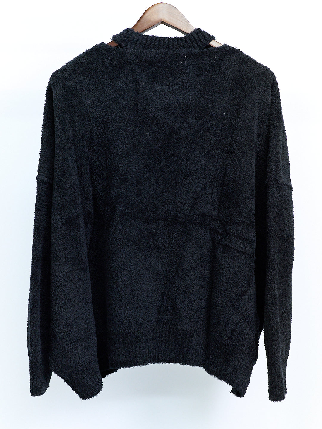 Long-Sleeved Pullover