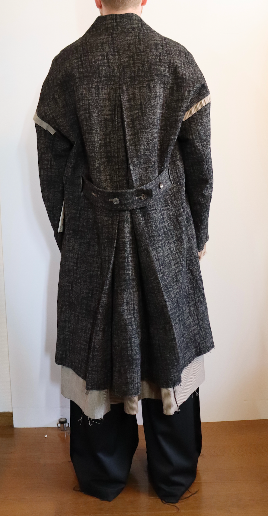 A2[Layered Trench Coat]