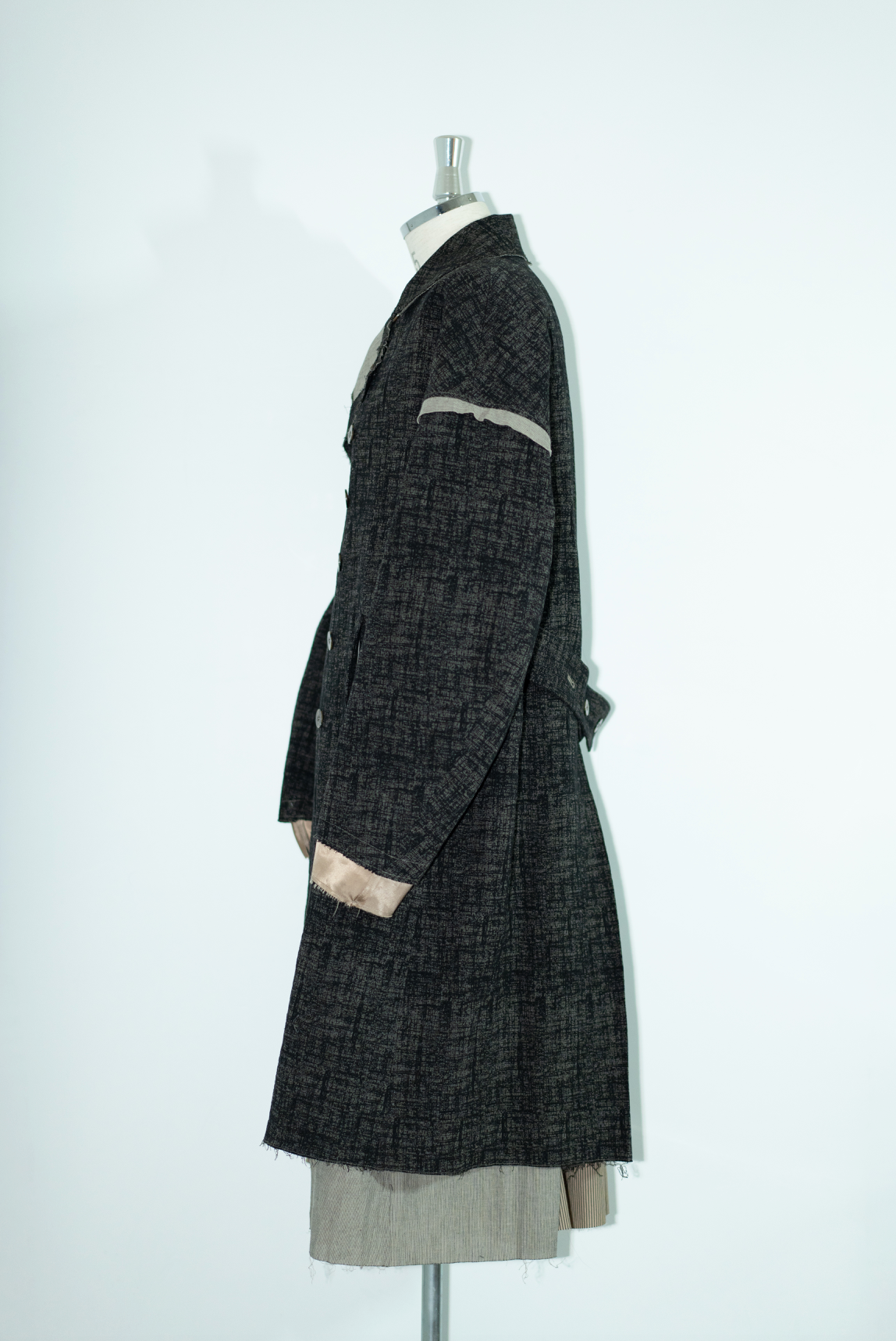 A2[Layered Trench Coat]