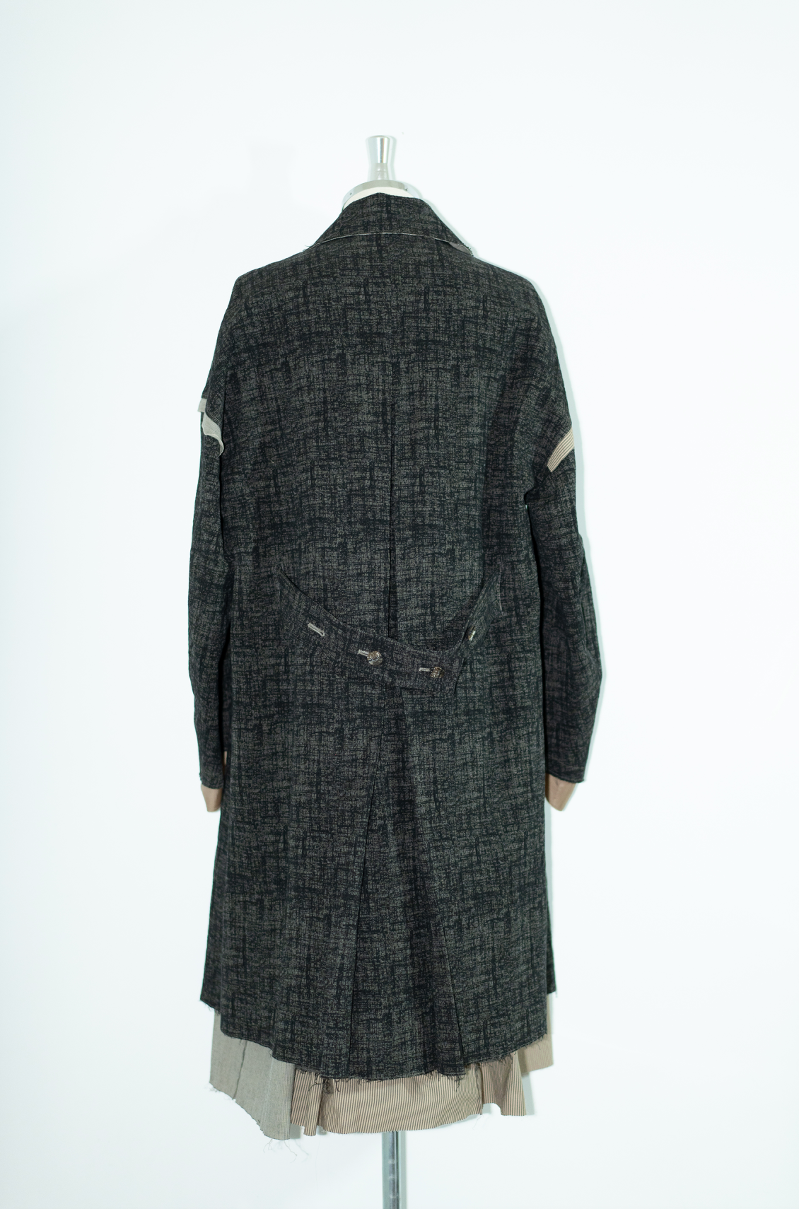 A2[Layered Trench Coat]